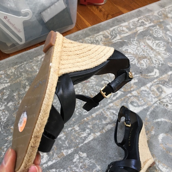 Ivanka Trump wedges size 6m - Picture 8 of 8